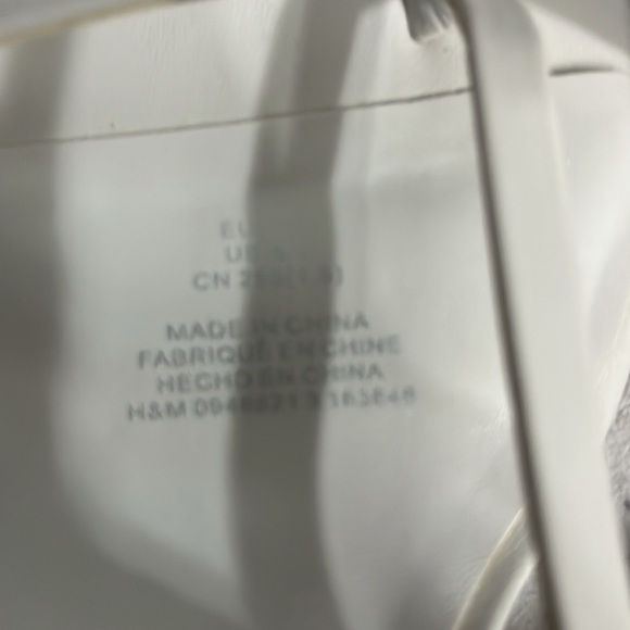 H&M Heels - Picture 4 of 5